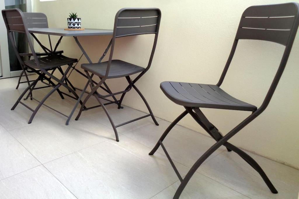 Appartement Hestia F1 Bis + Terrasse Hyper Centre Lons-le-Saunier Eksteriør billede