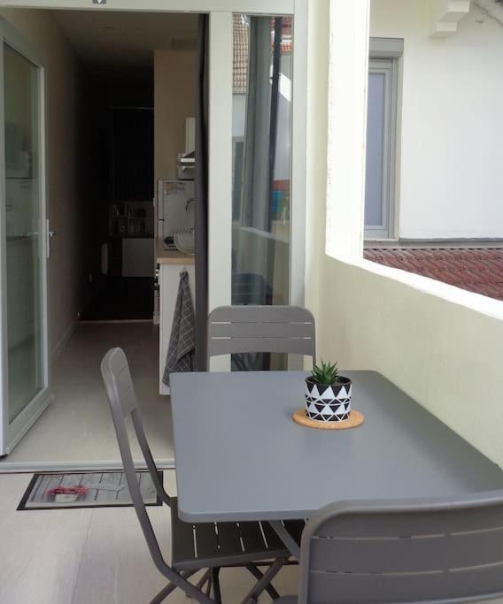 Appartement Hestia F1 Bis + Terrasse Hyper Centre Lons-le-Saunier Eksteriør billede